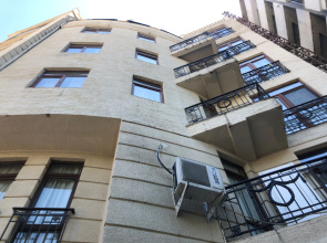 On Tamar Chovelidze StreetApartments