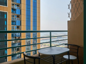 Апартаменты Welcome Home in Marina Crown 1 Спальня с Балконом