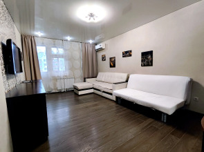 Квартира Уютная, светлая квартира рядом с ТЦ Park House ждёт своих гостей