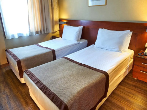Feronya Hotel