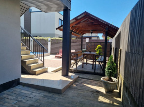 Гостевой Дом с Бассейном