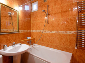 Отель British House