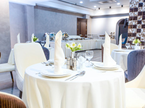 Отель Krokus Plaza