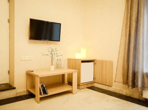 Отель Toma's House