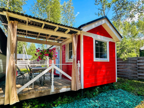 Krasny Domik V Lesu Na Zhivopisnoy Ulitse Chalet