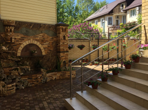 Dyadka Chernomor Guest House