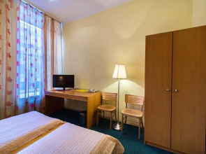 Отель Репин