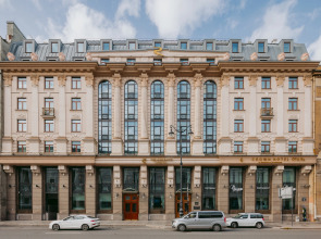 Crown Hotel St. Petersburg