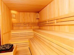 Отель Shedevr Plaza