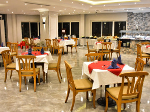 Ivy Cyrene Island Aqua Park Resort