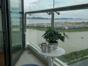 La mer Halong Apartments