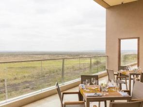 Emara Ole-sereni Hotel