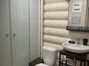 Частный Дом Уютный Домик в Лесу у Пруда