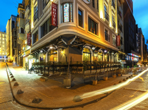 Santa Ottoman Hotel
