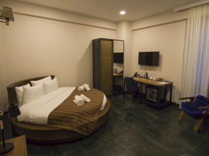 Отель Boutique Biotel