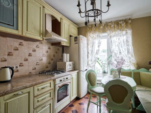 Apartamentyi Na Gazetnom Pereulke 1/12