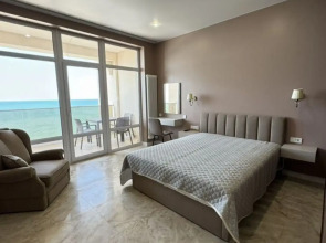 Na Simferopolskoy 2kh Flat
