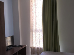 Отель White House