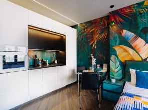 Апартаменты Lalapart Tropikana с ярким ремонтом на 30 этаже небоскреба Савеловский Сити