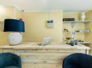 Отель Gvino Minda