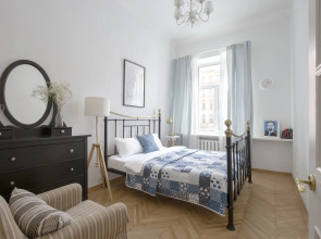 Апартаменты Город Рек на Большой Морской 6 у Дворцовой площади