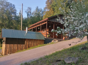 U Pestrogo Zaliva Guest House