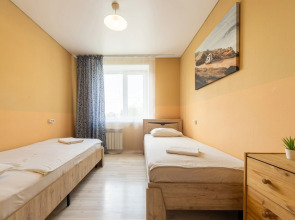 Апартаменты Трехкомнатные 10 тысяч метров 1