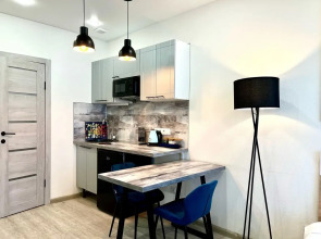 Апартаменты Студия KrasLoft в ЖК Притяжение на двоих