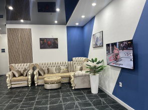 Ayshe Prestij Studio 7 Queen Apartments
