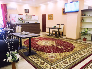 Отель Джулия