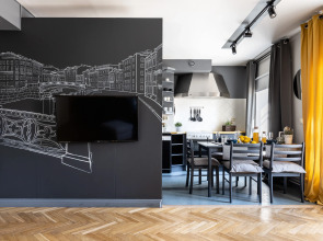 Апартаменты Двухуровневые Little Italy 140 кв.м с видом на собор