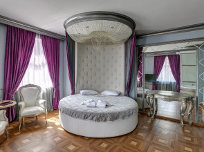 Отель Рандеву