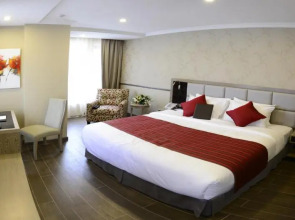 Отель Ramada by Wyndham Bishkek Centre