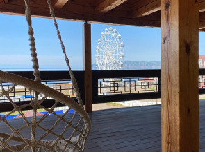 Гостевой дом около колеса обозрения