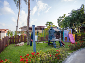 Отель Royal Beach Boutique Resort & Spa