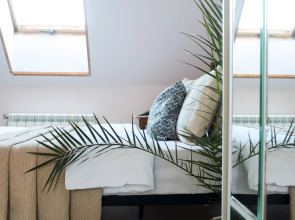 Трехкомнатные апартаменты Pro.apartment мансарда Амалиенау на Пугачева