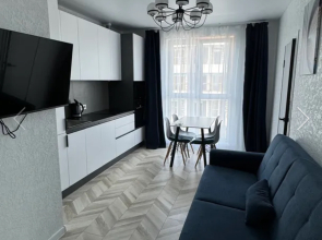 4-kh komnatnaya dlya bolshoy kompanii Flat
