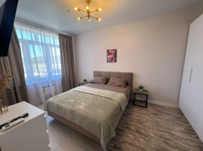 S Bacsejnom V Zhk Kiparis 301 Flat