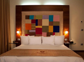 Отель Landmark Baku