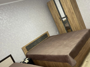 Квартира Двухкомнатная. Ворошилова 8а. 2 этаж