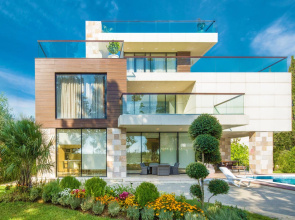 Pulsar Villa Deluxe Villa