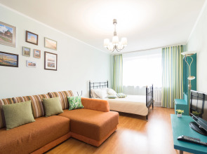 Апартаменты двухкомнатные в центре на ул.Горького 152. Сова-Дом