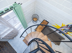 Merlin-Monro with sauna Flat