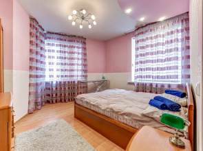 Апартаменты Современная и Уютная Квартира на Невском Проспекте