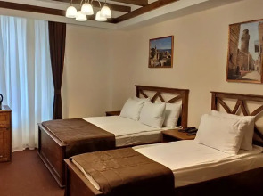 Maajid Hotel & Restaurant