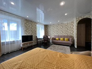 Уютная Квартира в Историческом Центре Города