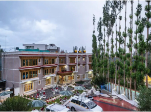 Sangaylay Palace Hotel