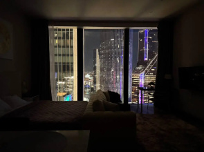 Апартаменты Sky City Moscow LUX Студия с большим окном с видом на все башни и город!