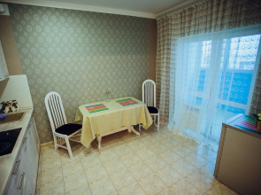 Апартаменты на Октябрьской Революции 27