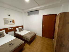 Отель Moda Suit